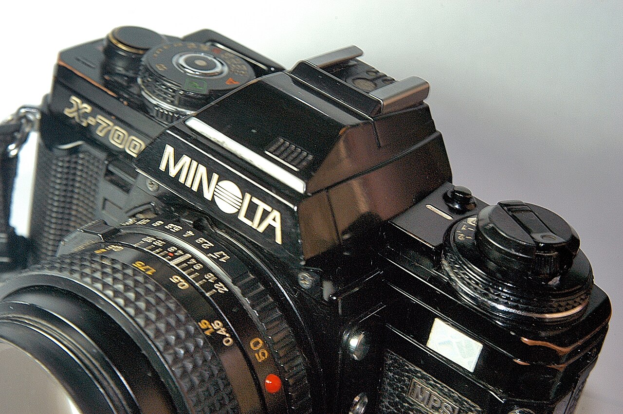 Minolta X-700 35mm SLR camera