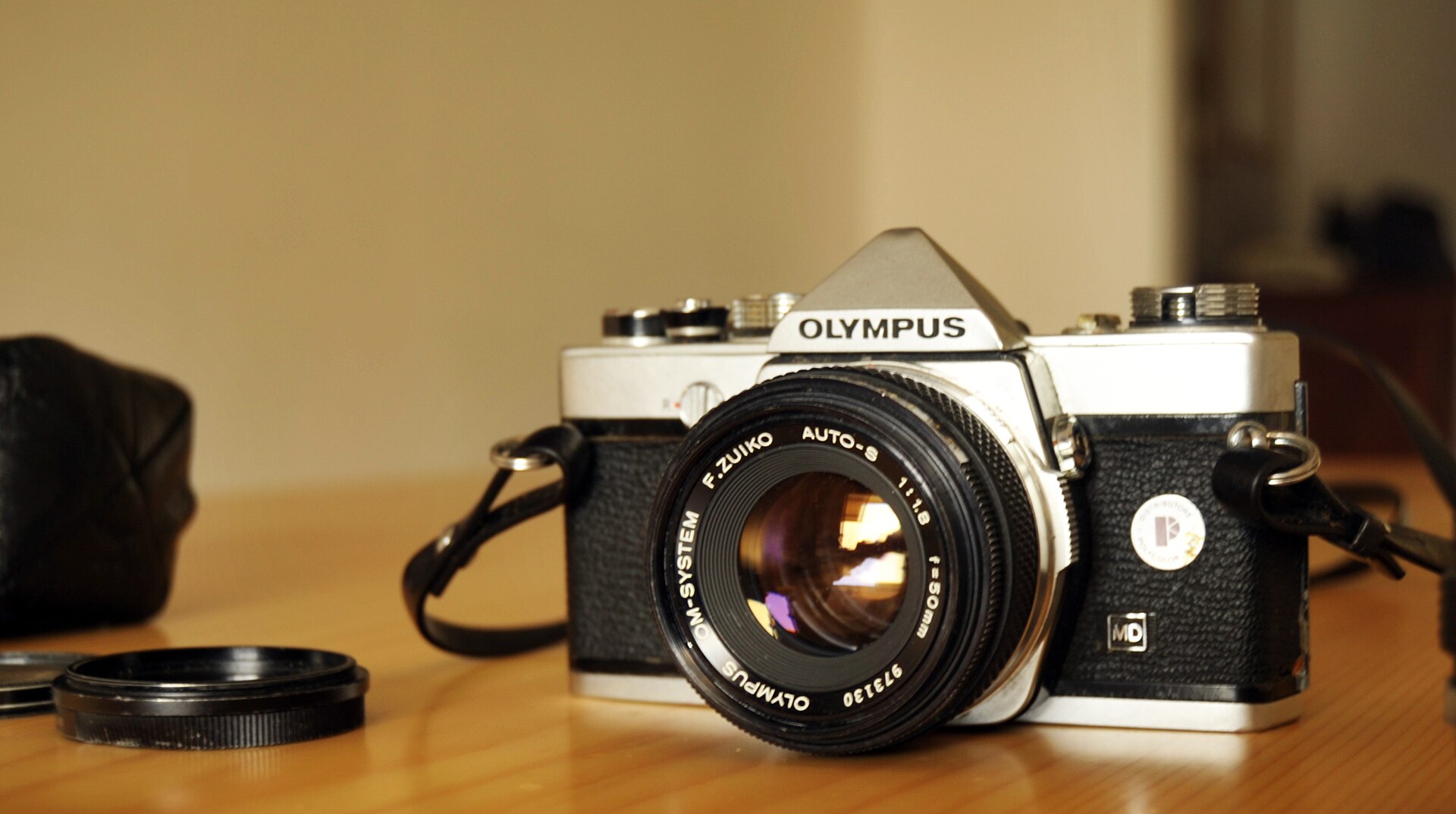 Olympus OM-1 35mm SLR camera