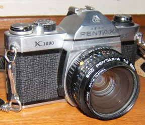 Pentax K1000 SE 35mm SLR camera